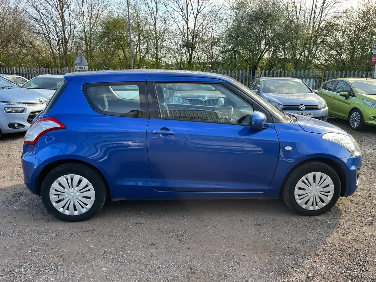 2013-suzuki-swift-12-sz2-3d-big-16