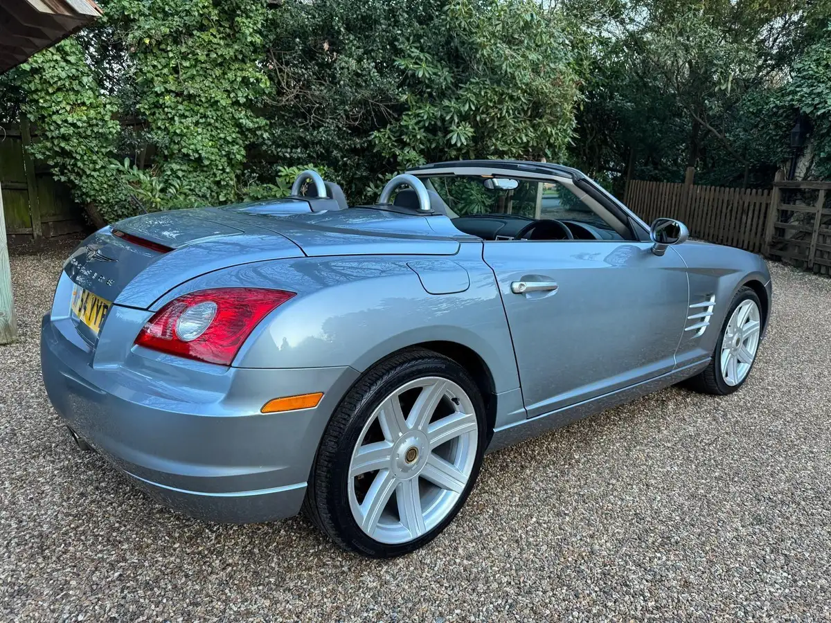 2004-chrysler-crossfire-32-auto-big-7