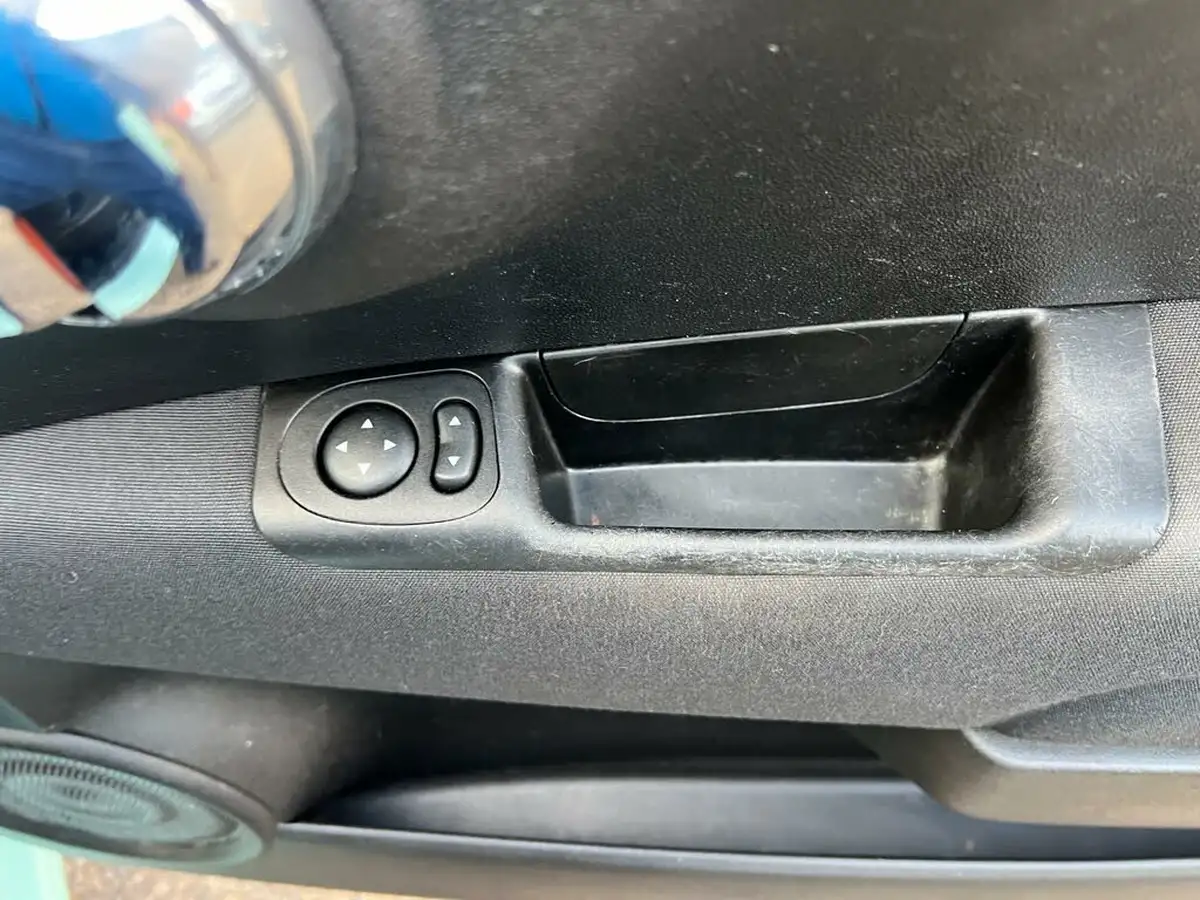 2018-fiat-500-12-lounge-big-29