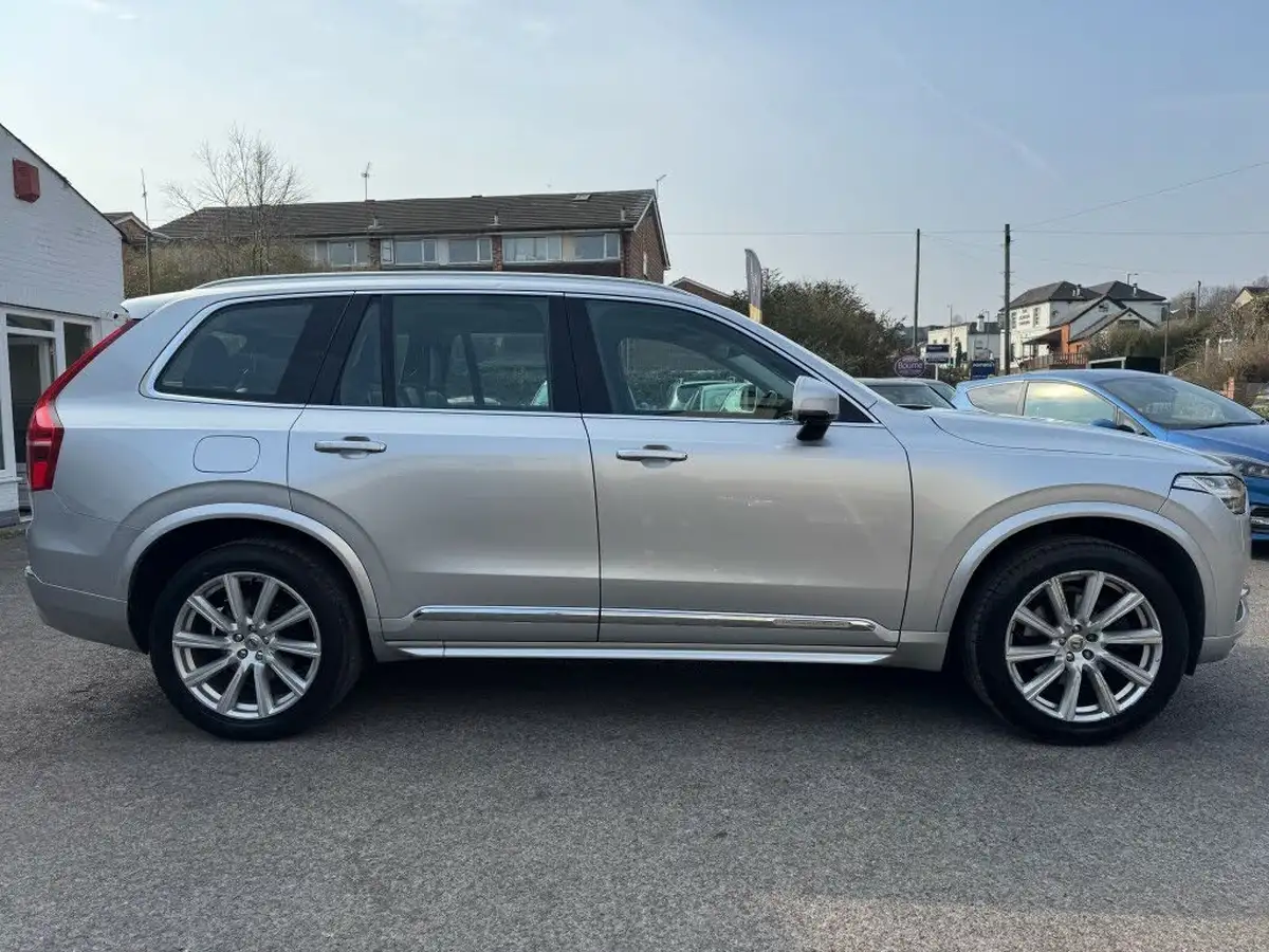 2015-volvo-xc90-20td-inscription-big-2