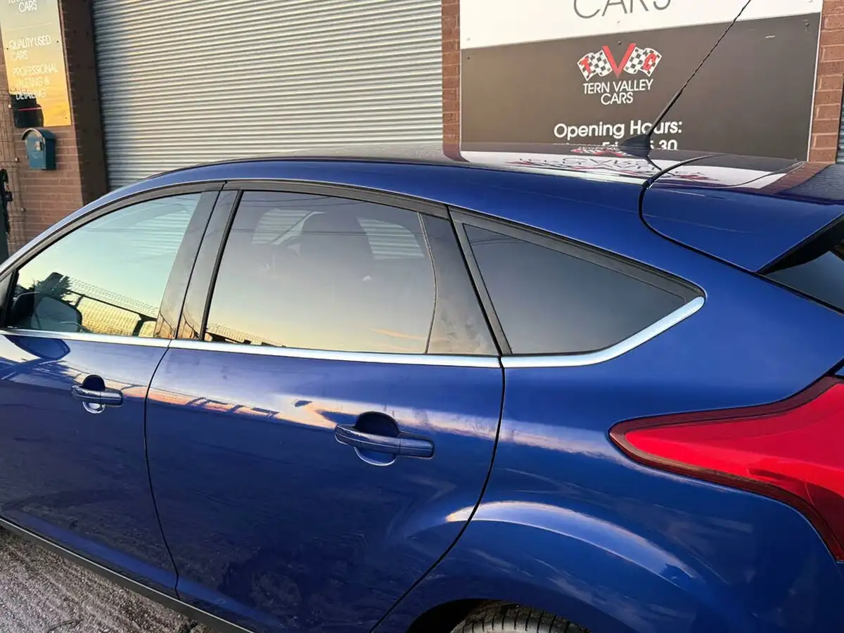 2016-ford-focus-10t-titanium-x-125ps-hatchback-big-7