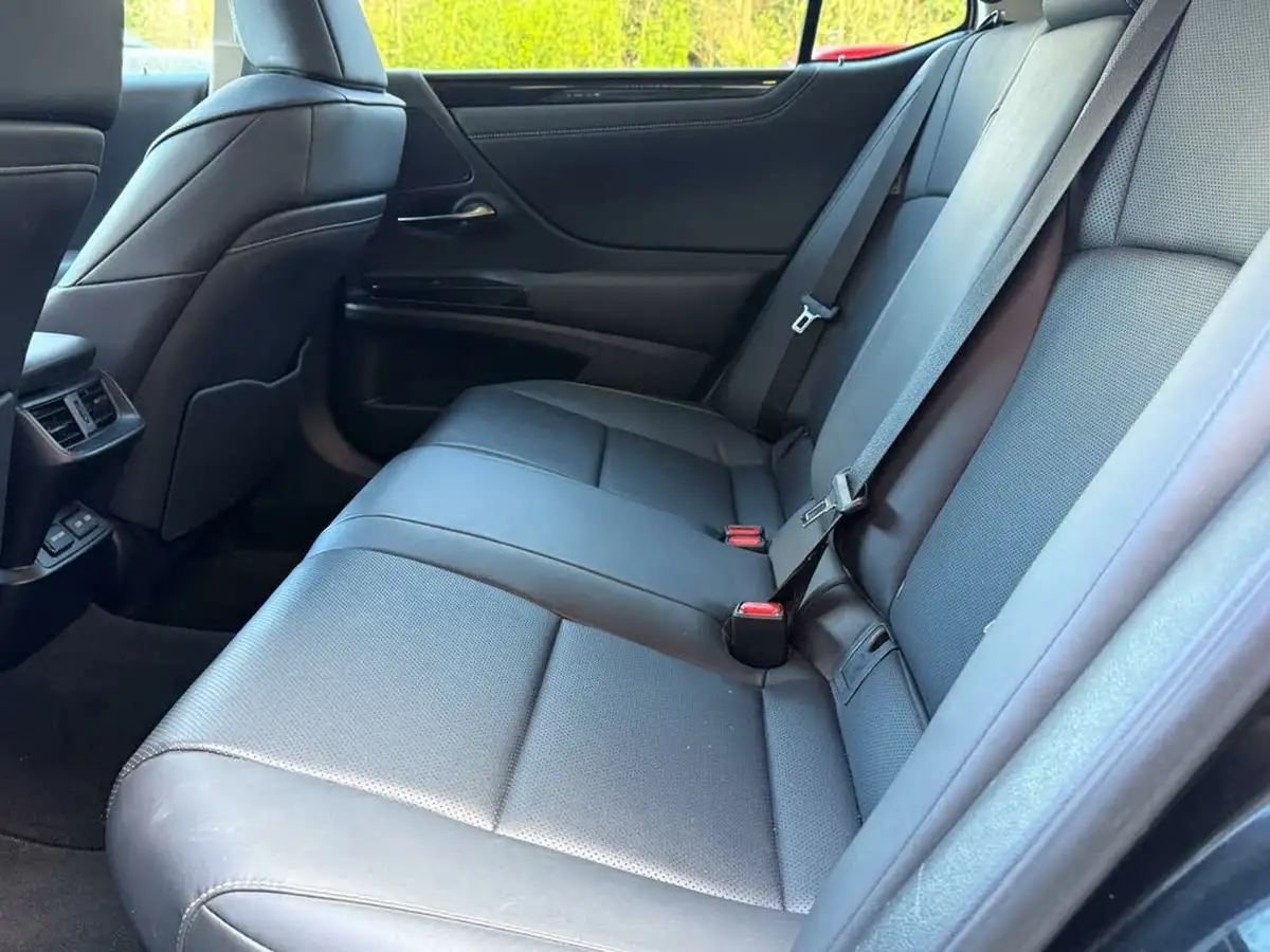 2022-lexus-es-300h-25-es-without-navigation-big-23