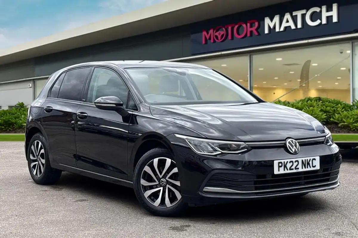 2022-volkswagen-golf-15-tsi-active-150ps-big-0