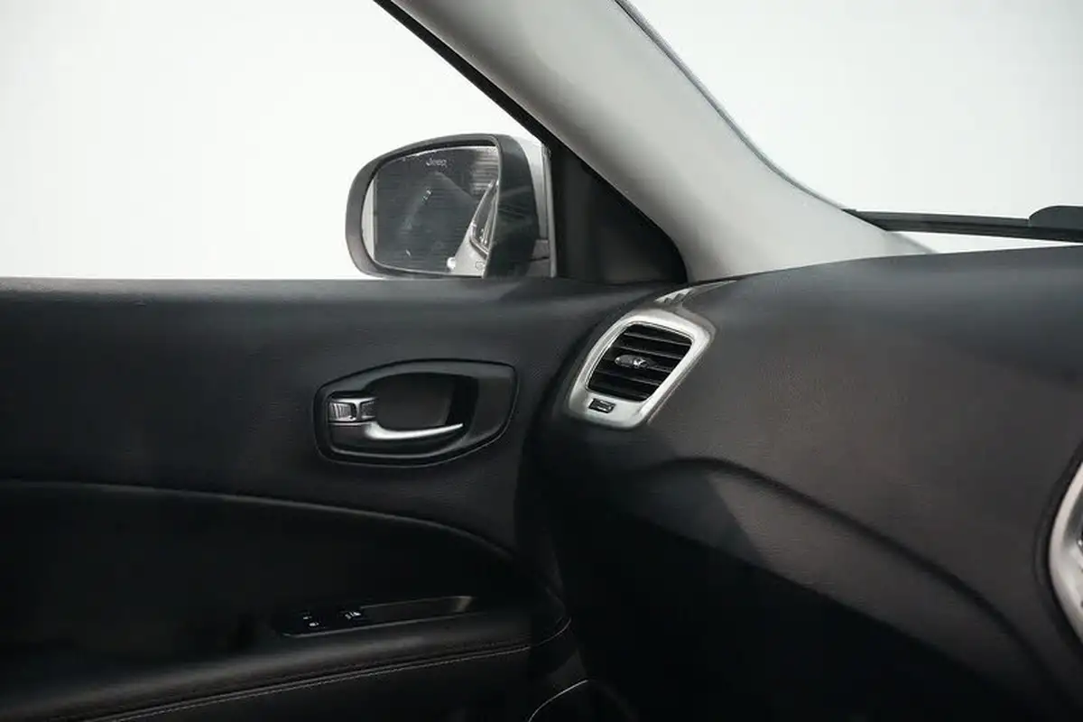 2019-jeep-compass-14-multiair-ii-longitude-big-45