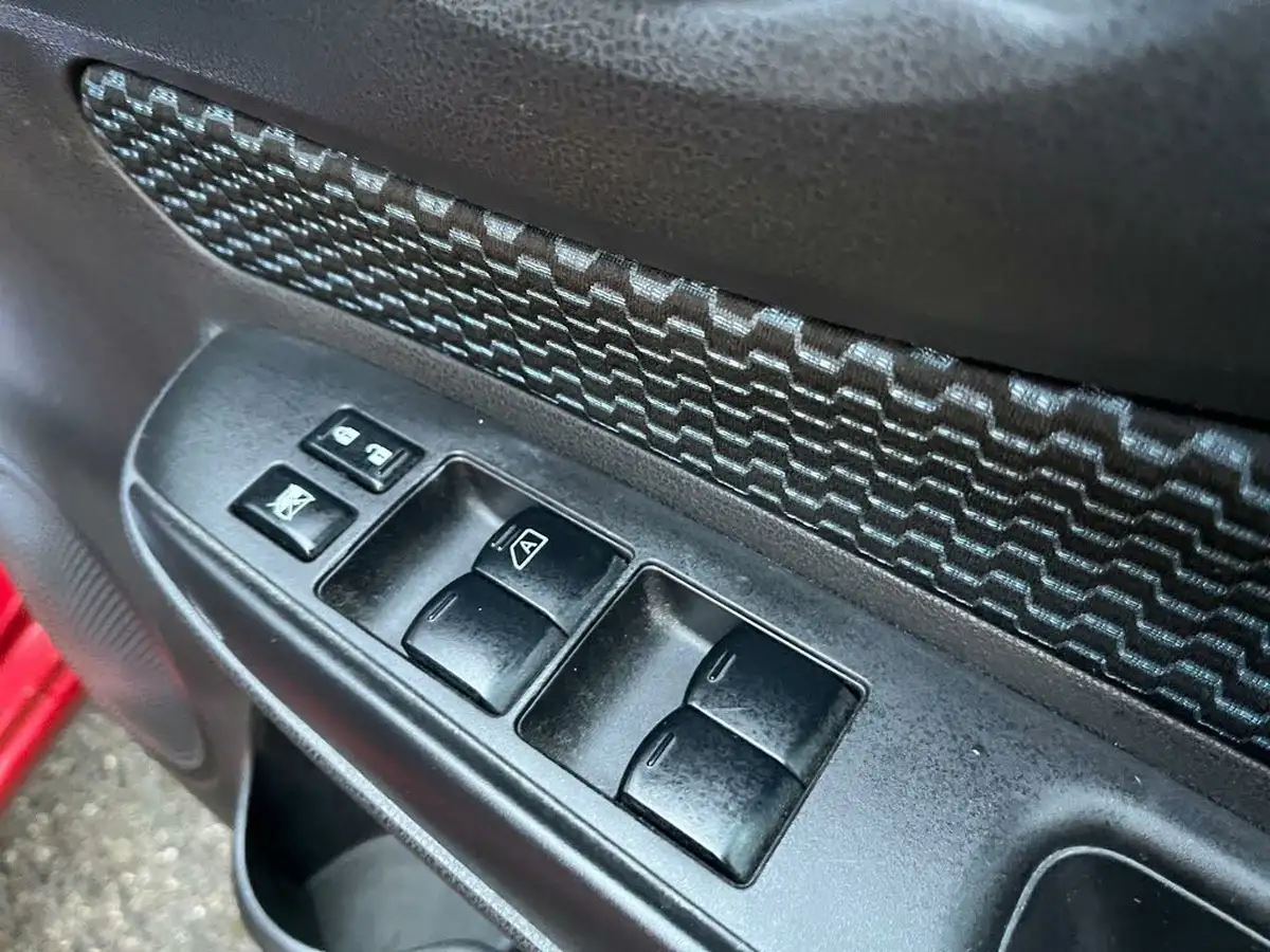 2011-nissan-note-16-acenta-auto-big-23