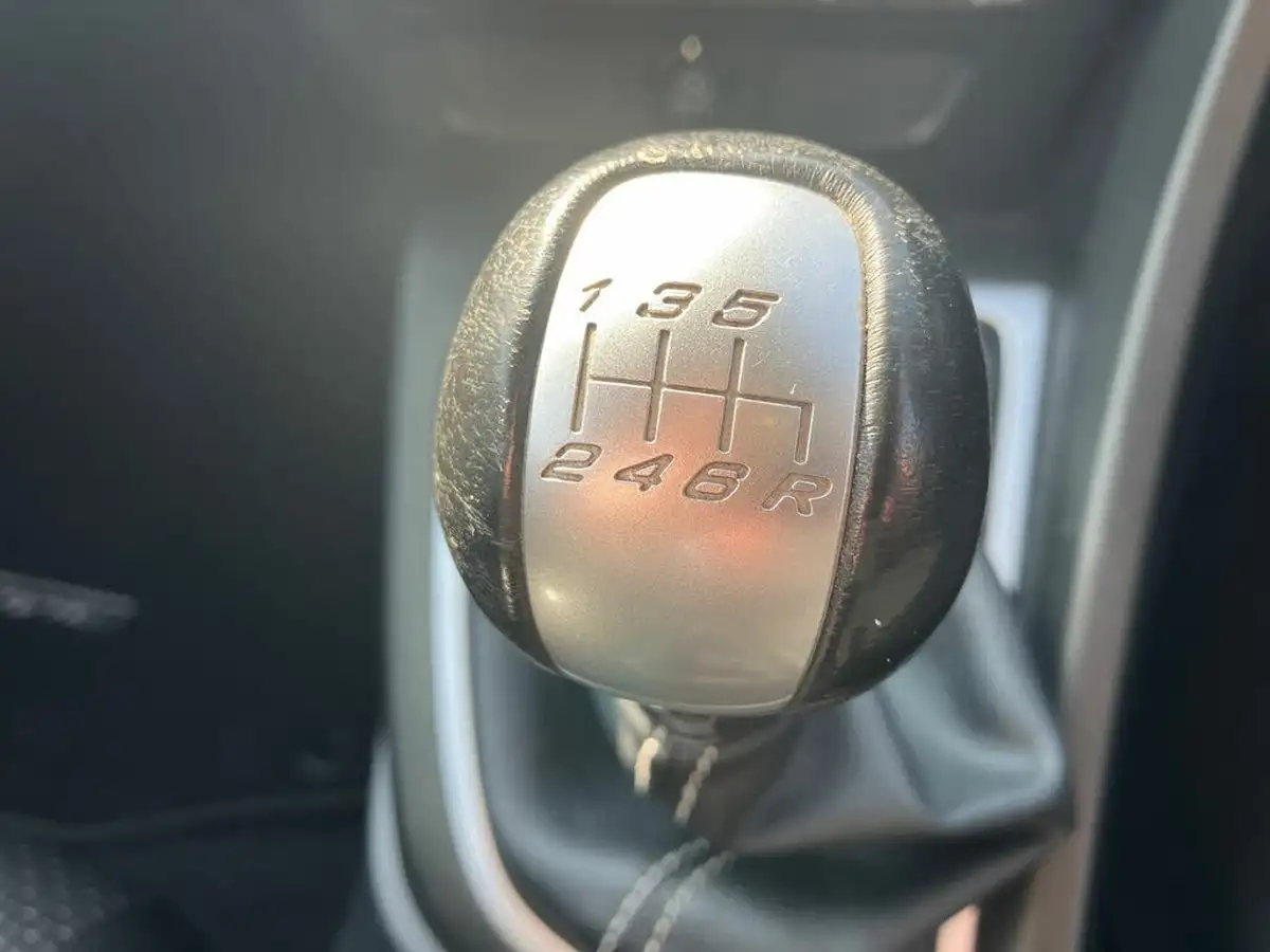 2017-honda-civic-18-i-vtec-se-plus-navi-ss-hatchback-big-42