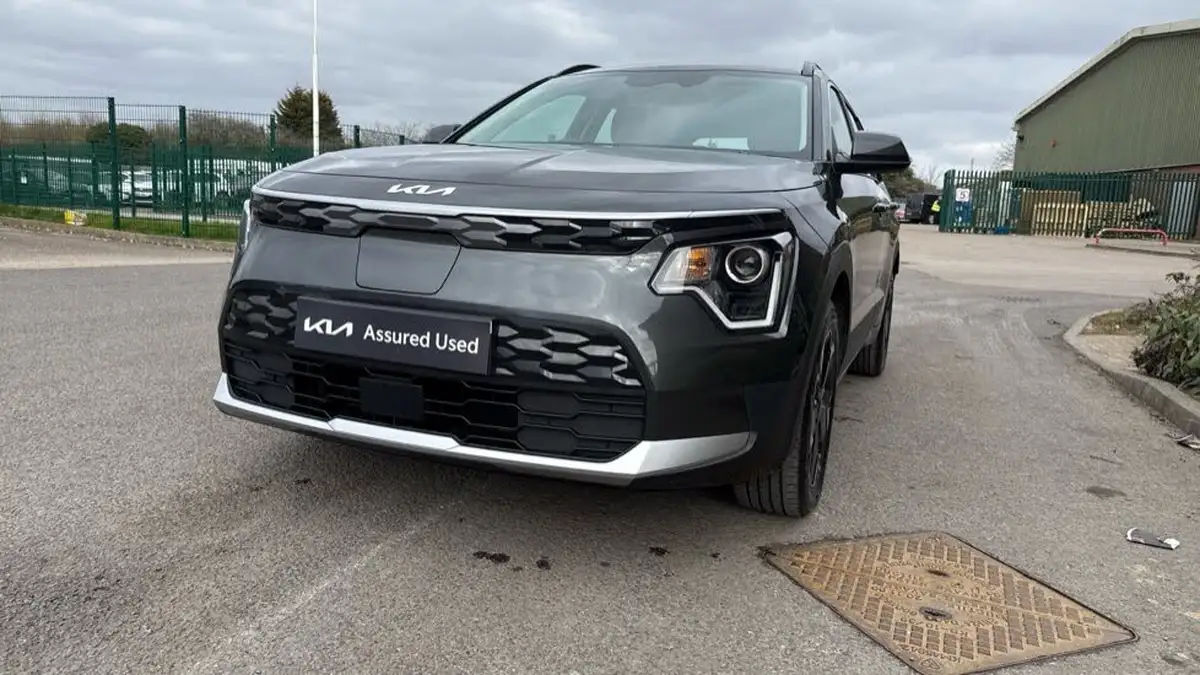 2024-kia-niro-ev-e-2-big-12