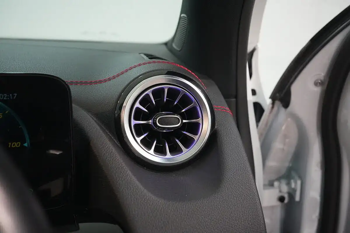 2021-mercedes-benz-eqa-e-eqa-250-amg-line-premium-big-33