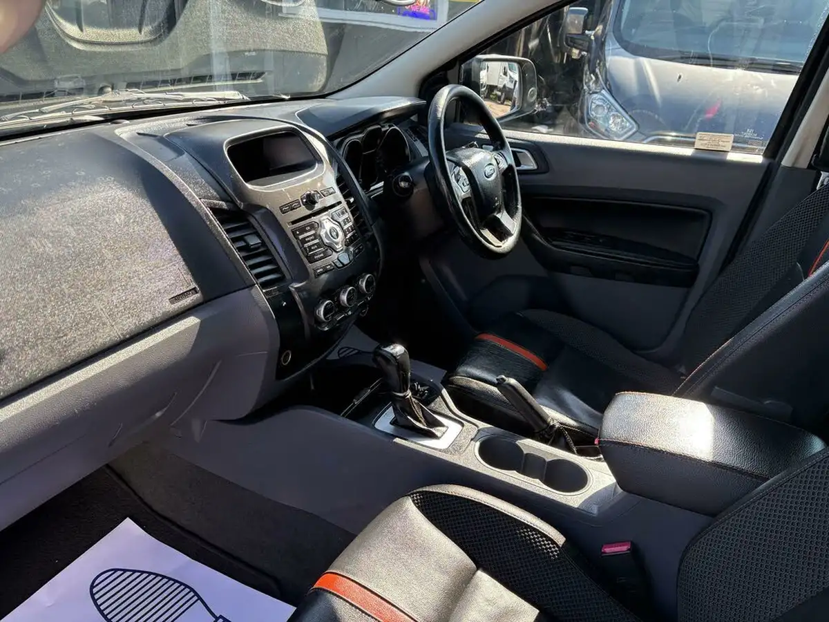 2015-ford-ranger-32td-wildtrak-double-cab-auto-big-19