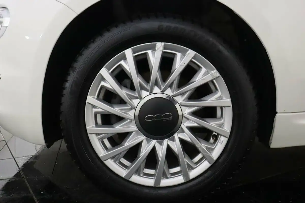 2022-fiat-500-10-dolcevita-big-24