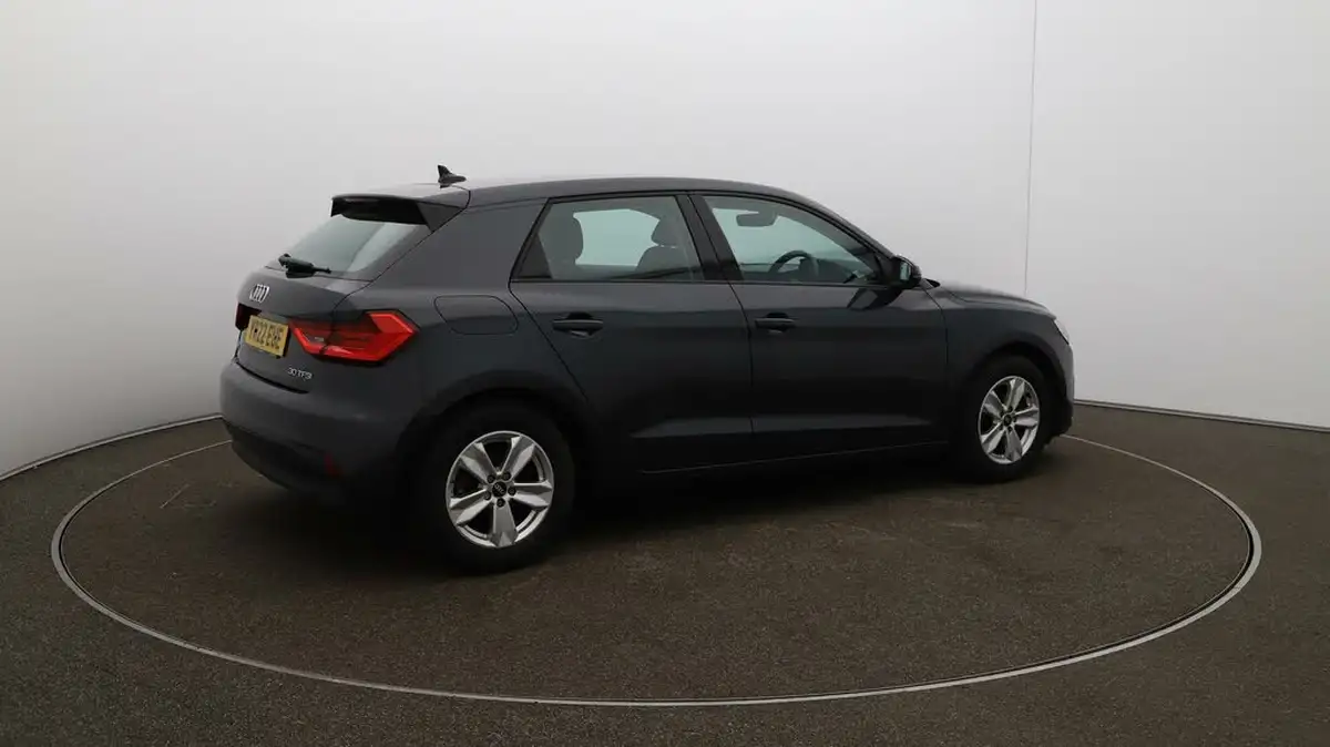 2022-audi-a1-10-30-tfsi-technik-big-49