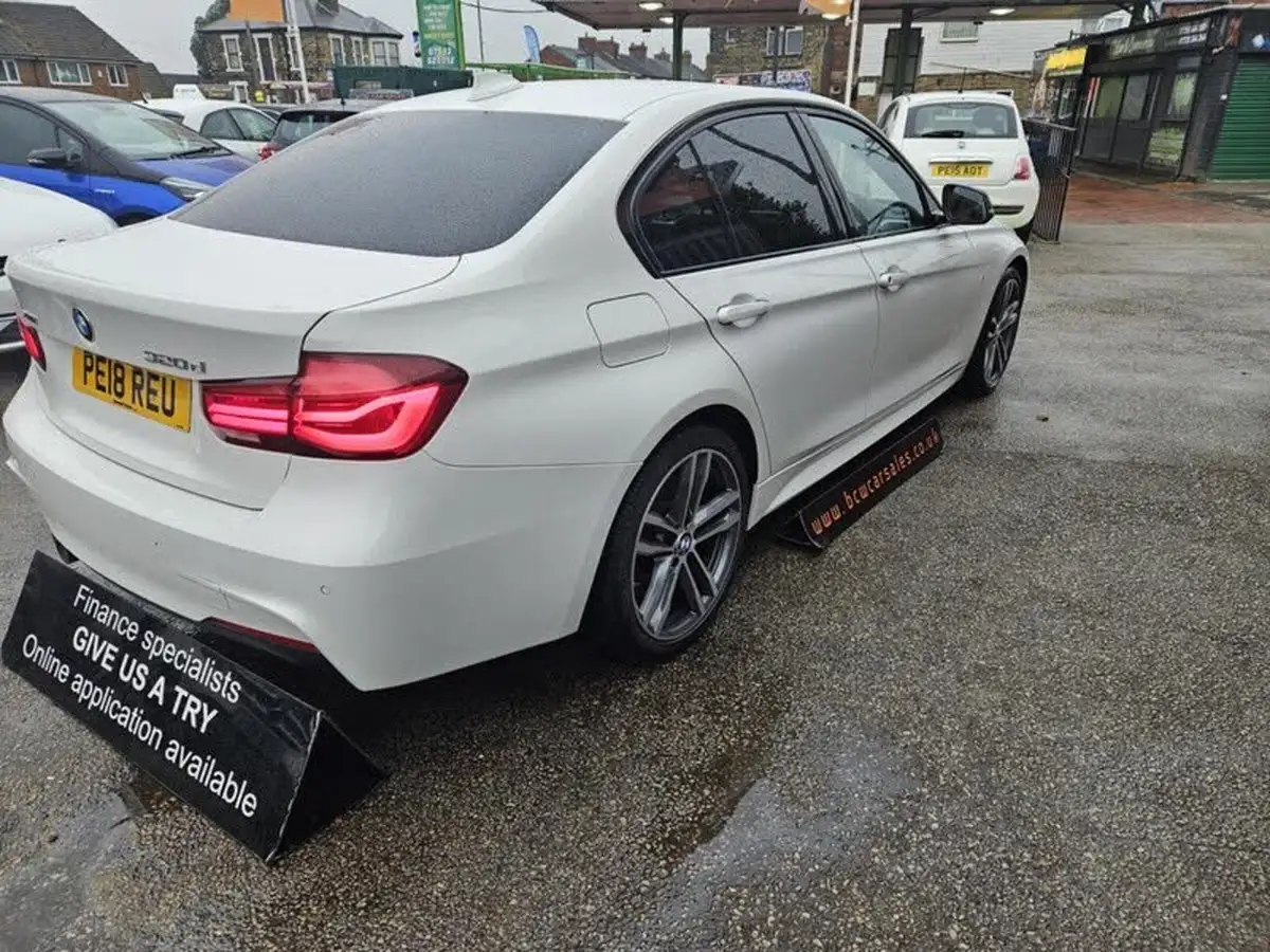 2018-bmw-3-series-20td-320d-m-sport-shadow-edition-saloon-4d-auto-big-8