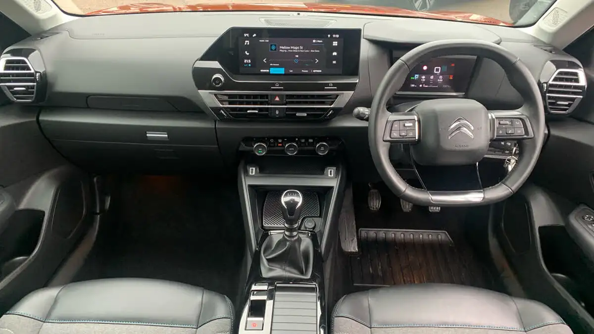 2022-citroen-c4-12-puretech-sense-big-3