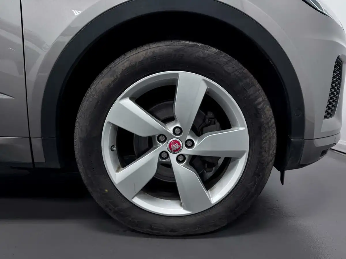 2019-jaguar-e-pace-20-i4d-r-dynamic-se-180ps-awd-auto-big-58
