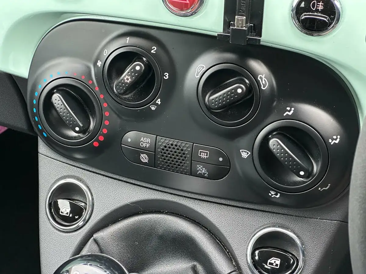 2016-fiat-500-12-pop-star-big-16