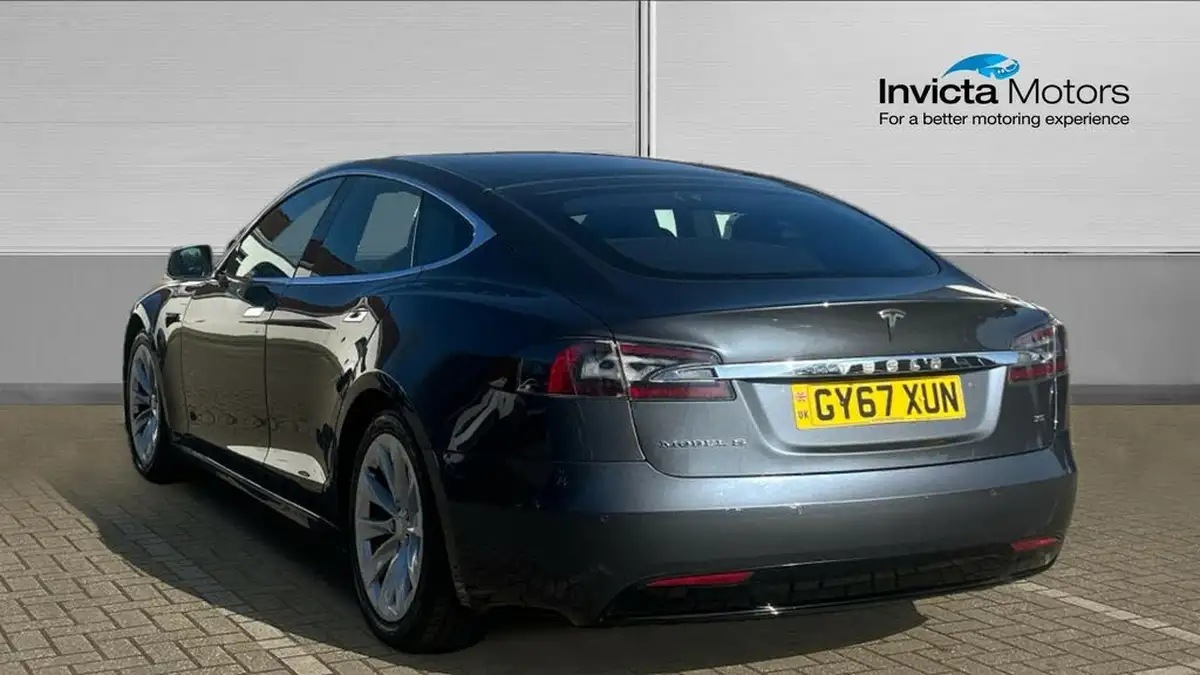2017-tesla-model-s-e-75-235kw-big-4