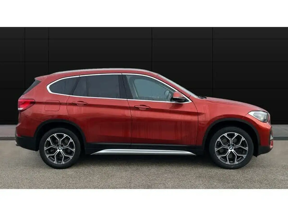 2021-bmw-x1-20-xdrive20i-xline-big-4