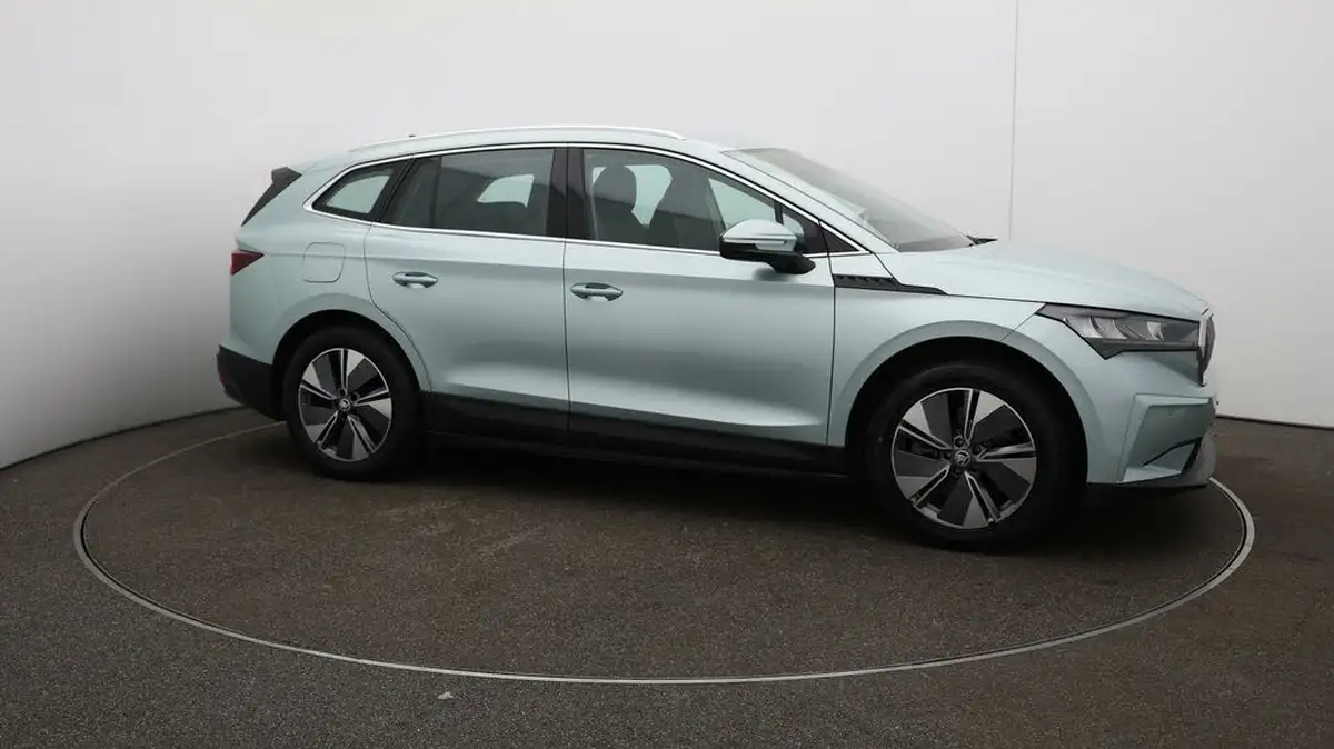 2021-skoda-enyaq-e-80-loft-82-kwh-big-46