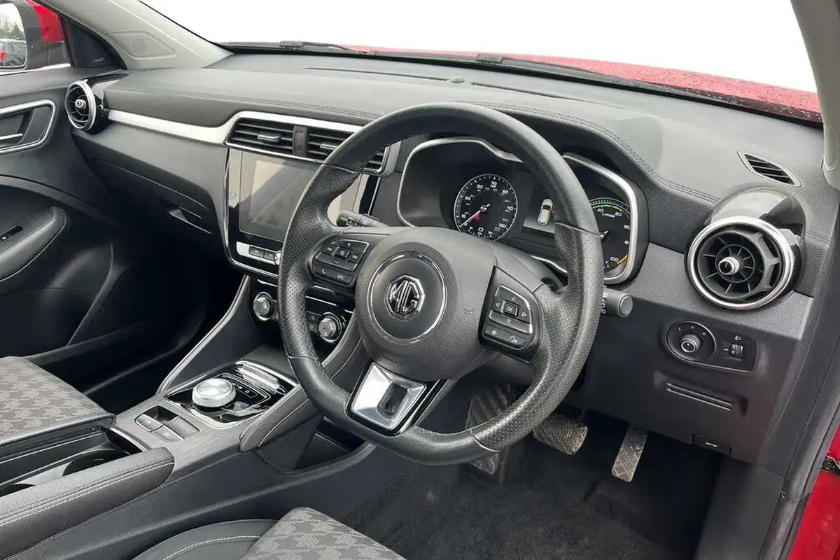 2020-mg-zs-suv-e-excite-ev-big-7