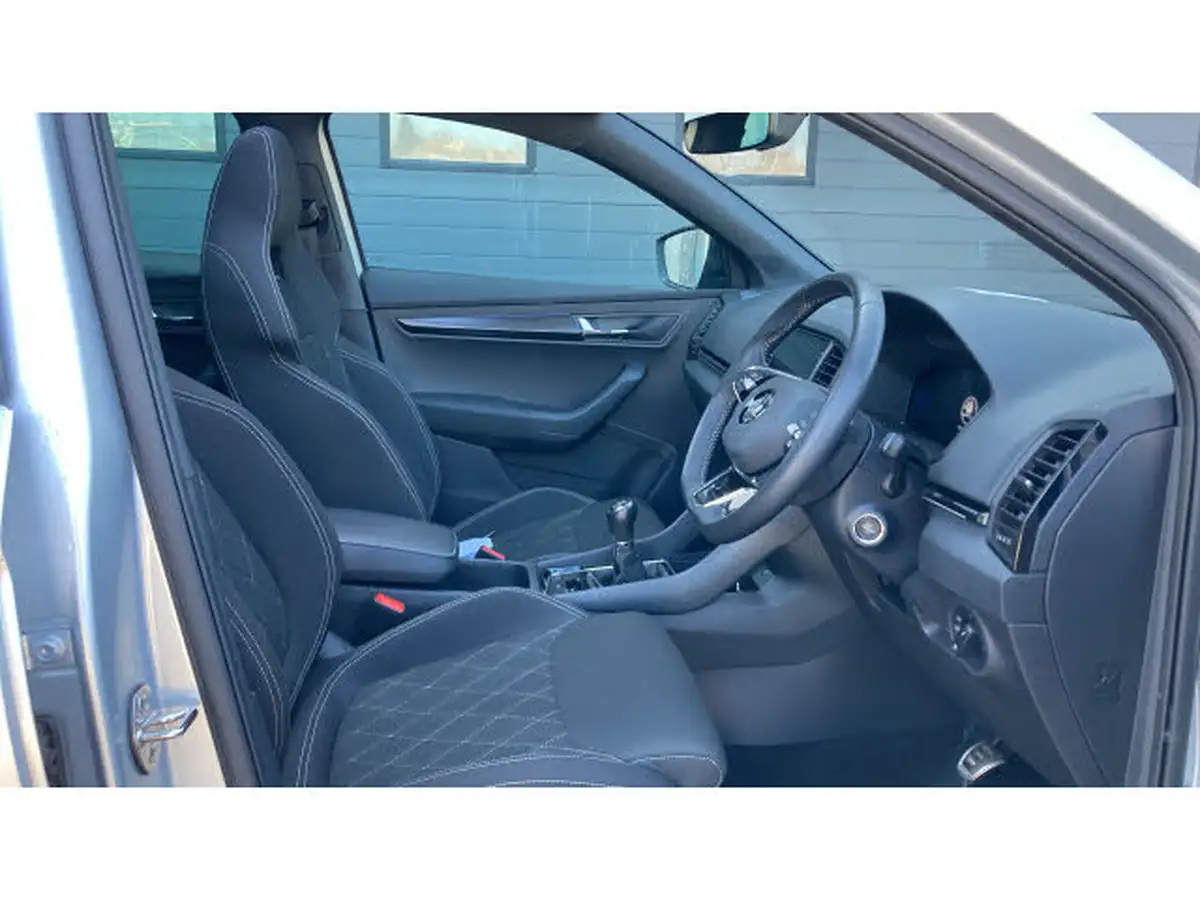 2023-skoda-karoq-15-tsi-sportline-big-14