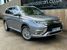 2018-mitsubishi-outlander-24-4h-phev-small-6