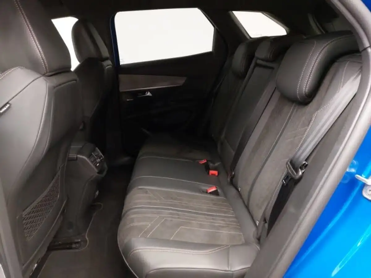 2022-peugeot-3008-suv-12-puretech-gt-premium-big-5