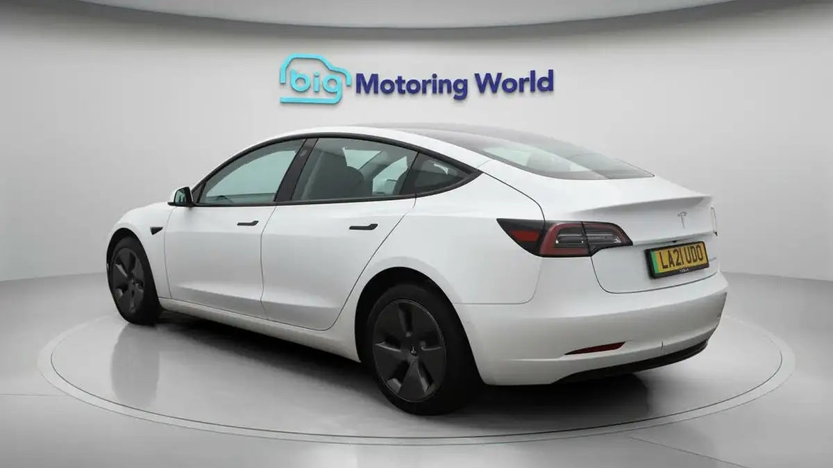 2021-tesla-model-3-e-long-range-4x4-big-5