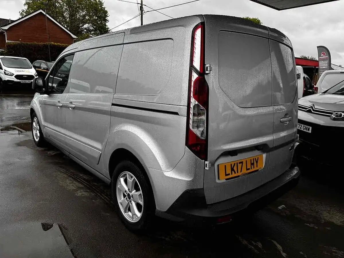 2017-ford-transit-connect-15tdci-l2-240-limited-big-6
