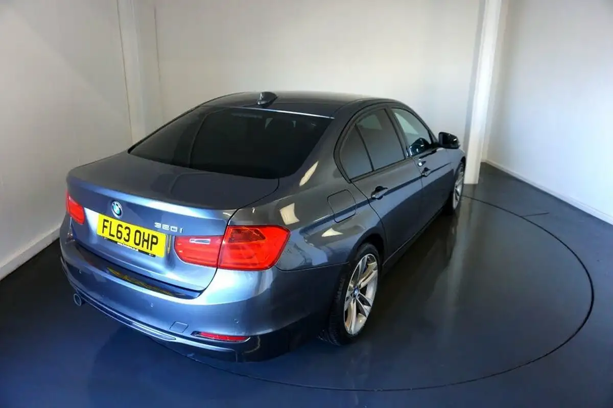 2013-bmw-3-series-20-320i-sport-184bhp-ss-saloon-4d-big-8