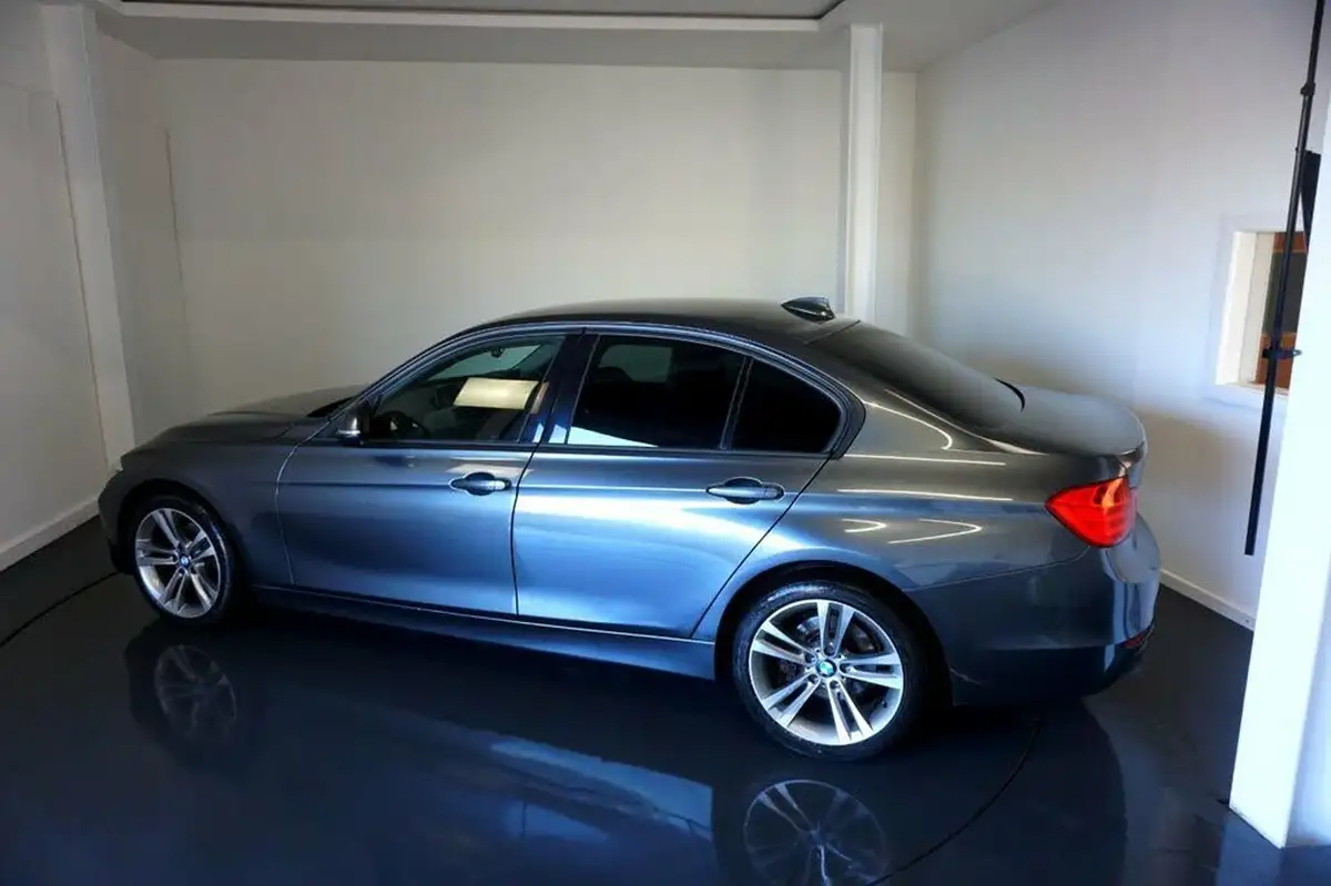 2013-bmw-3-series-20-320i-sport-184bhp-ss-saloon-4d-big-4
