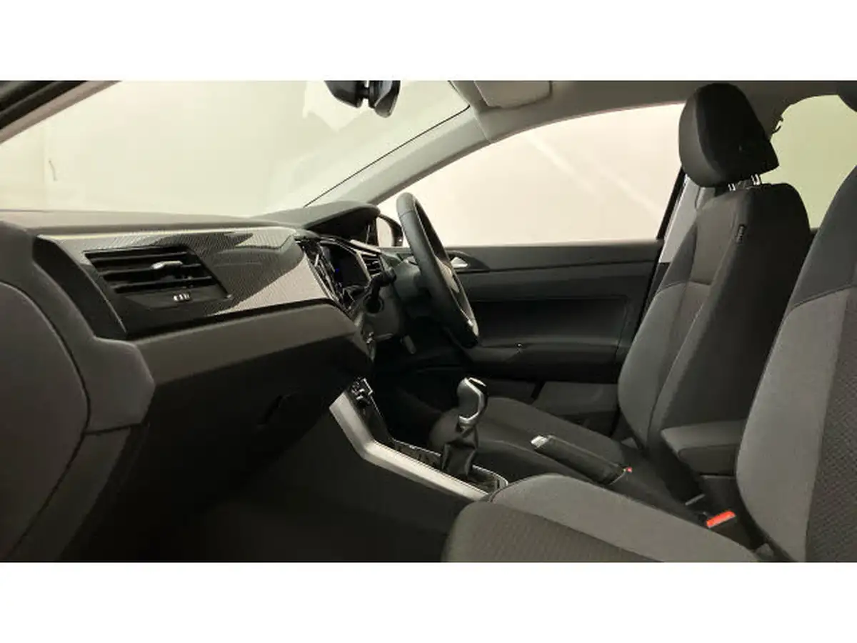 2024-volkswagen-polo-10-tsi-match-big-22