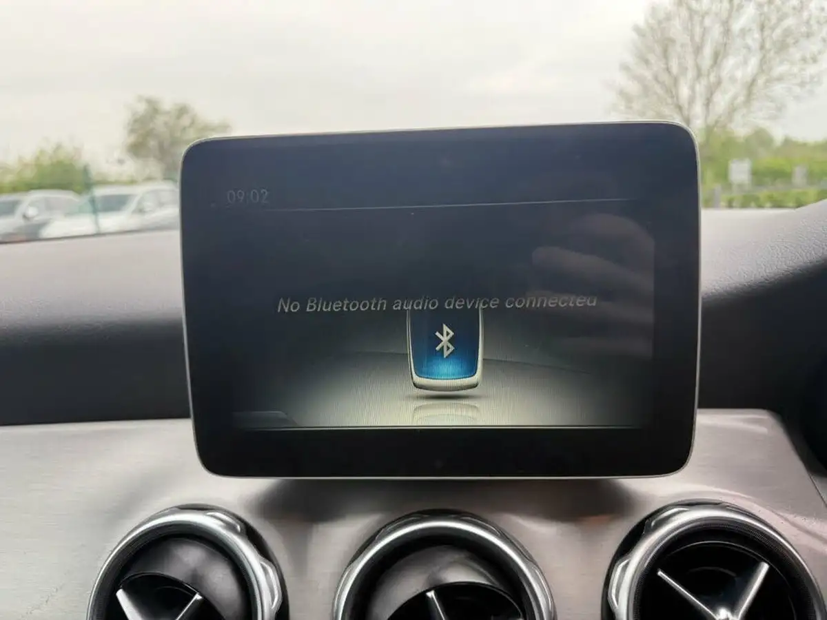 2018-mercedes-benz-gla-class-21d-gla-220d-amg-line-177ps-premiumss-big-19