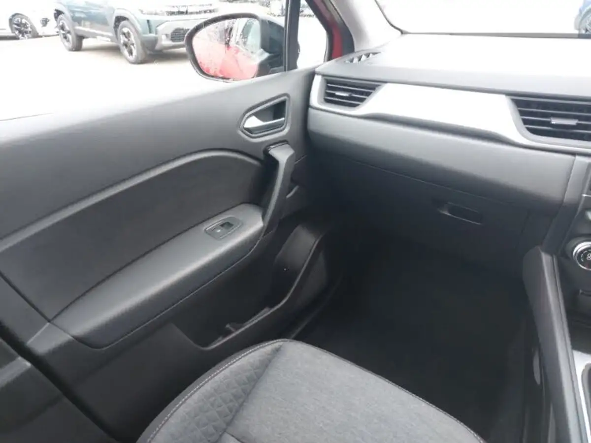 2022-renault-captur-10-tce-iconic-edition-big-9