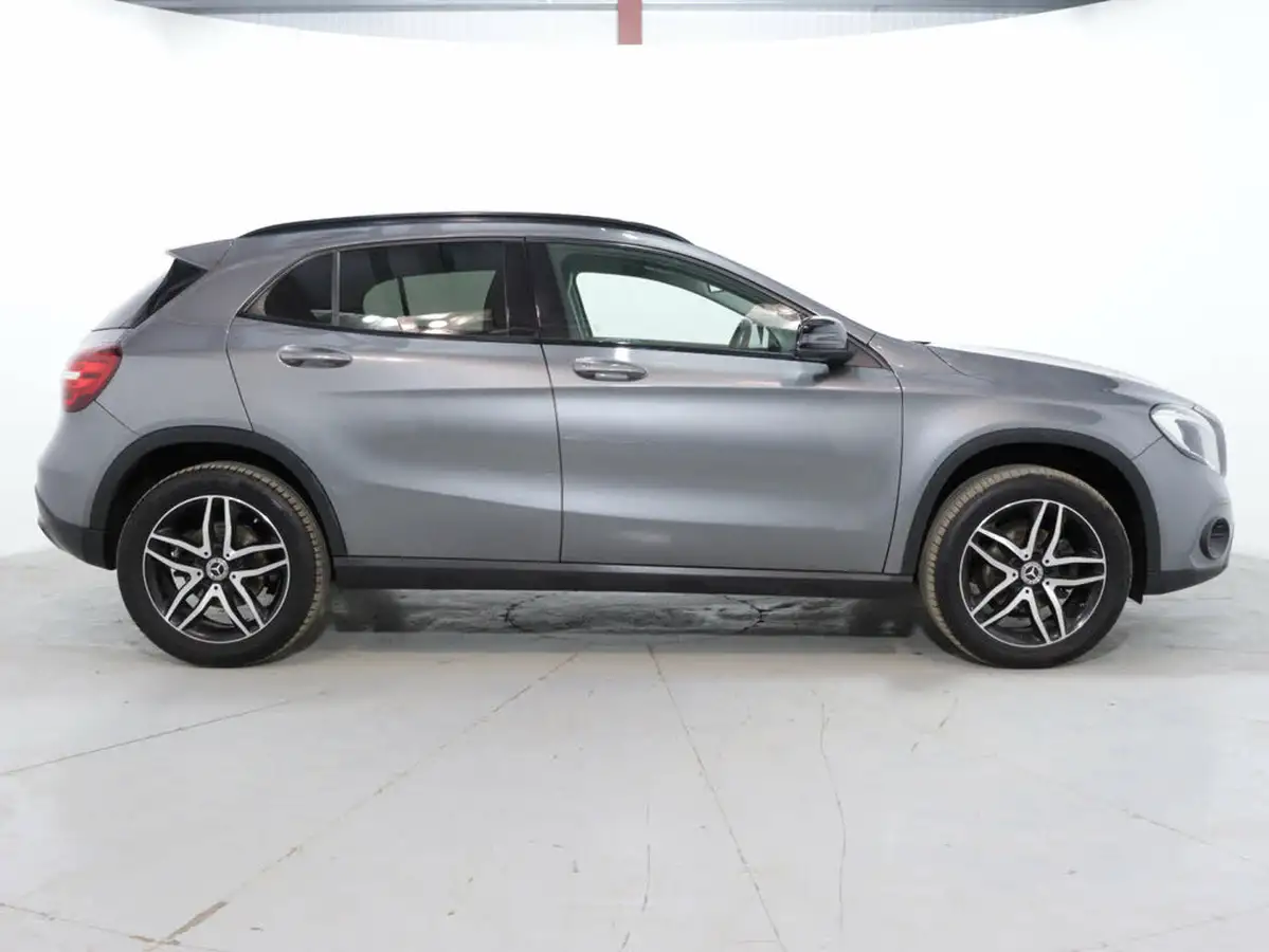 2019-mercedes-benz-gla-class-16-gla-180-urban-edition-big-7