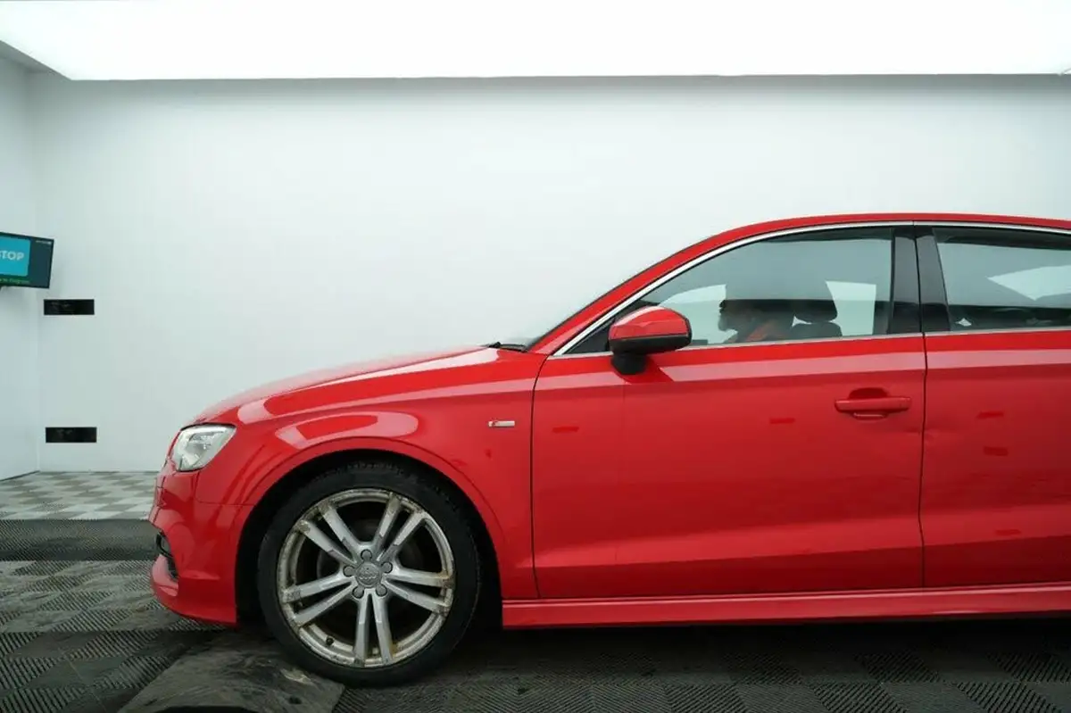 2016-audi-a3-14-tfsi-s-line-150ps-nav-cod-ss-saloon-4d-1395cc-big-4