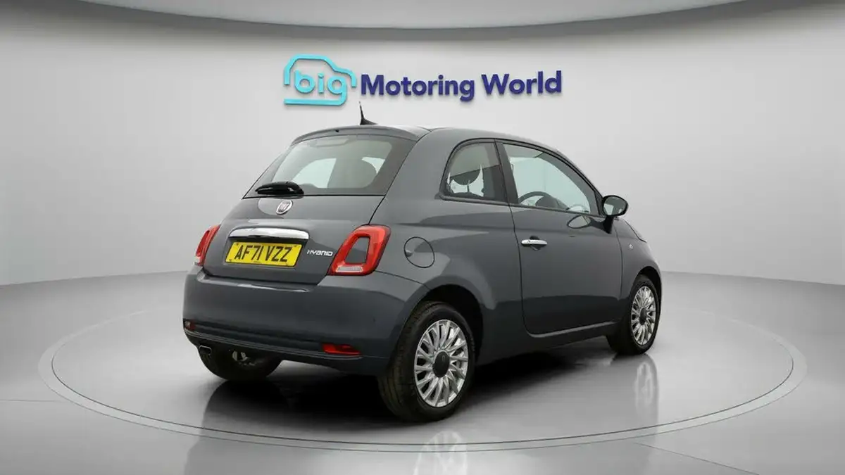 2021-fiat-500-10-lounge-big-6
