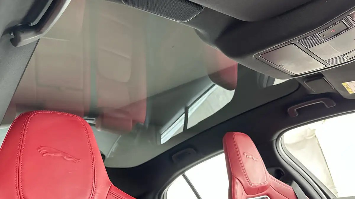 2021-jaguar-i-pace-ev400-hse-big-33
