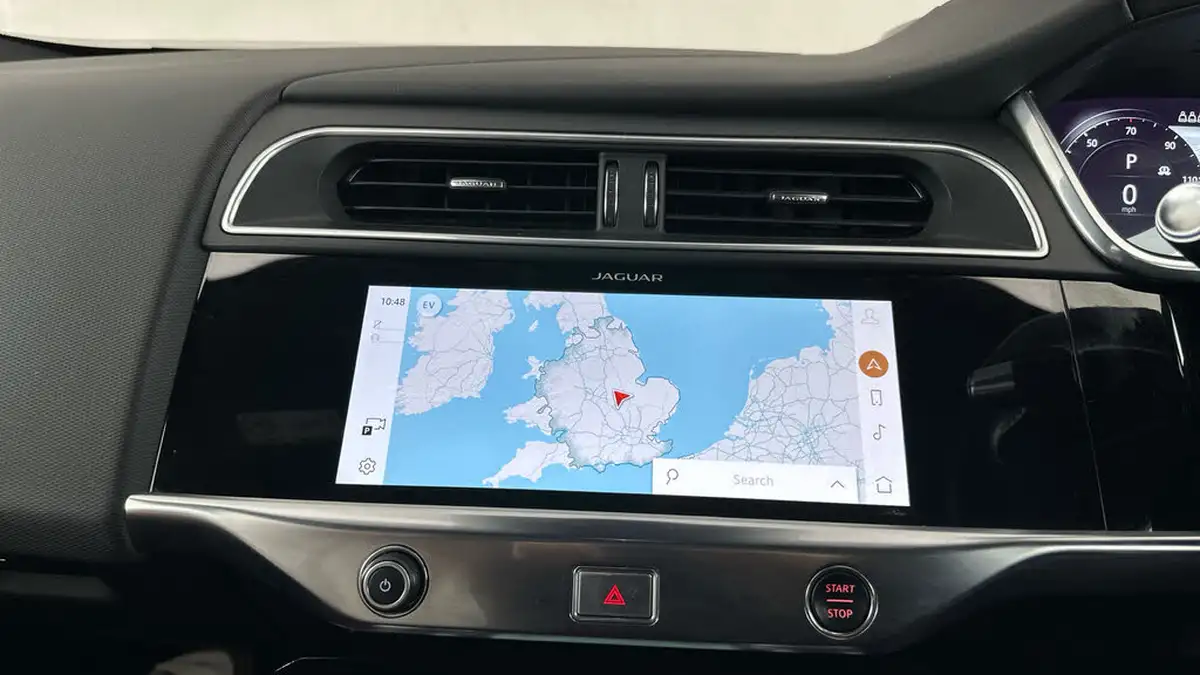 2021-jaguar-i-pace-ev400-hse-big-11