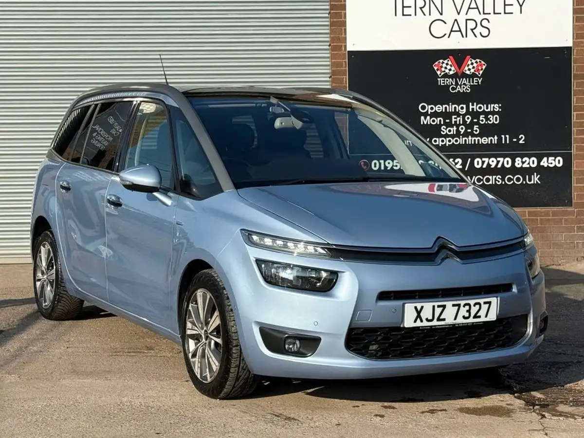 2015-citroen-grand-c4-picasso-16bluehdi-exclusive-eat6-big-6