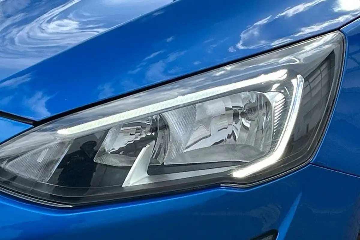 2019-ford-focus-10t-titanium-hatchback-auto-big-27