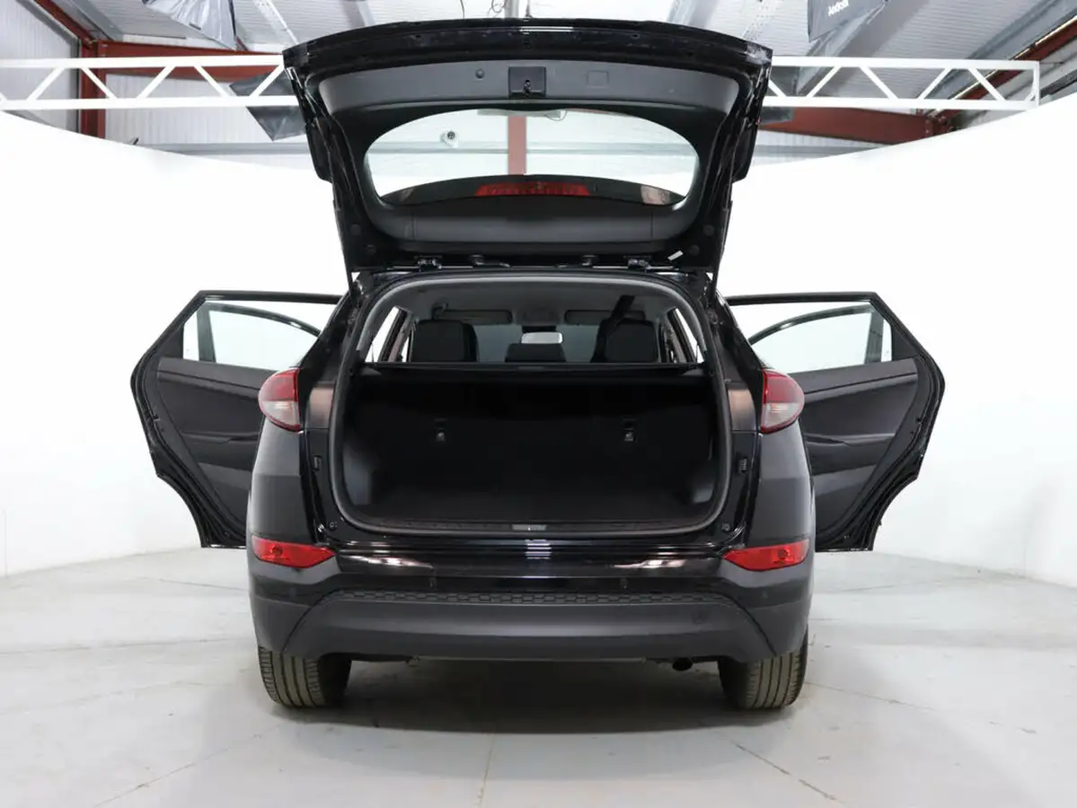 2018-hyundai-tucson-17crdi-blue-drive-se-nav-116ps-big-51