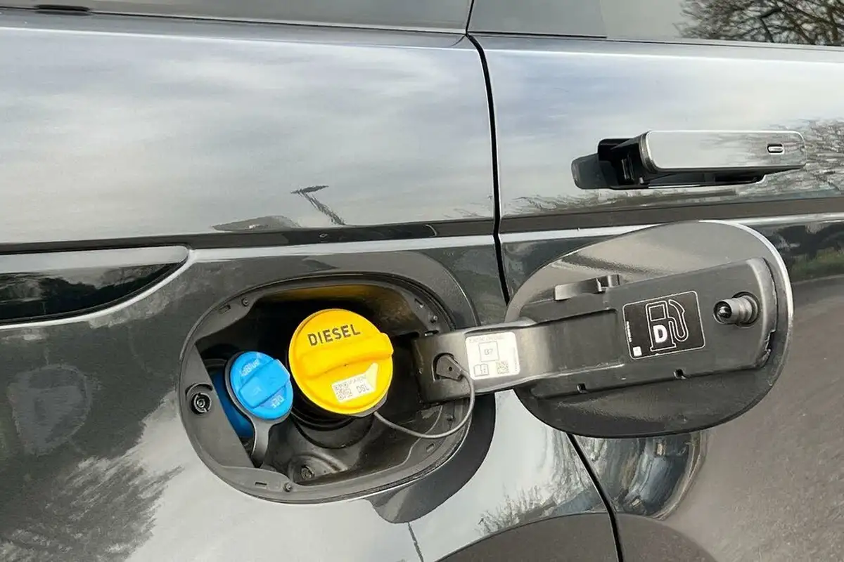 2019-land-rover-range-rover-evoque-20-d240-r-dynamic-hse-big-21