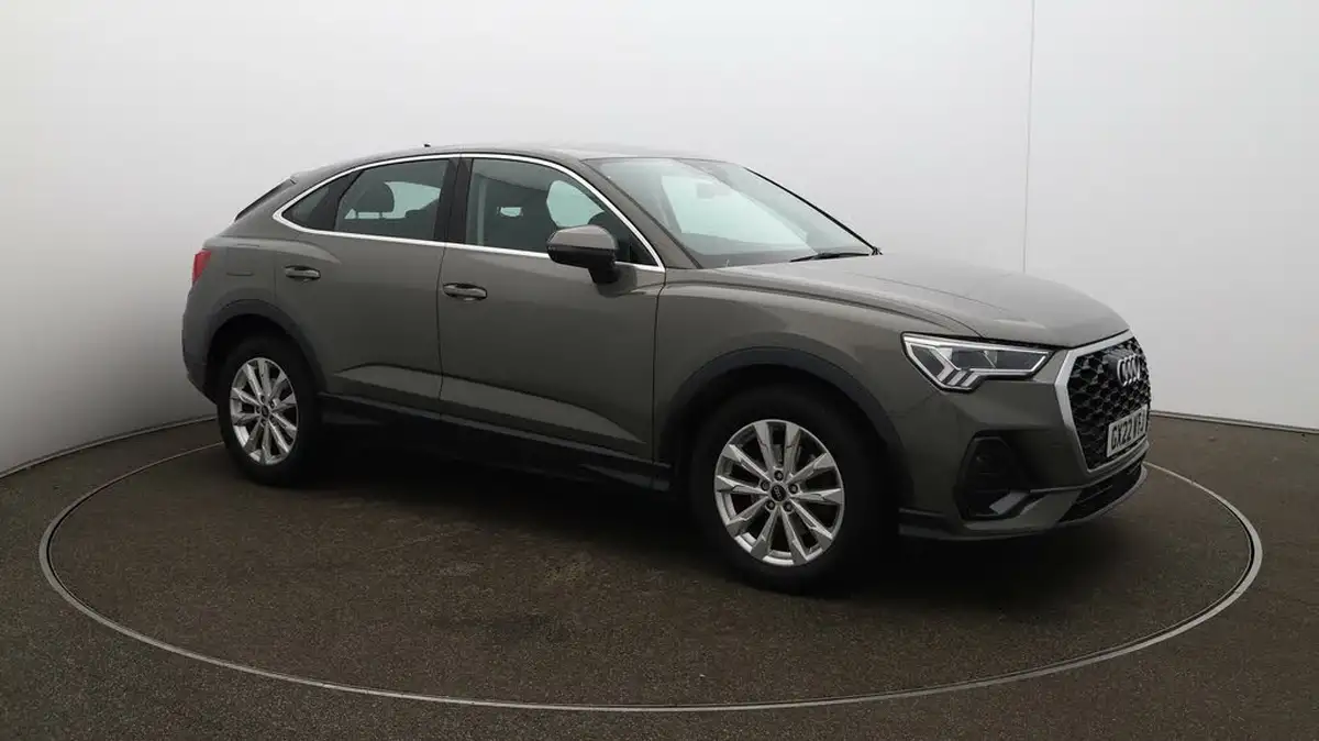 2022-audi-q3-15-35-tfsi-cod-sportback-s-tronic-big-35