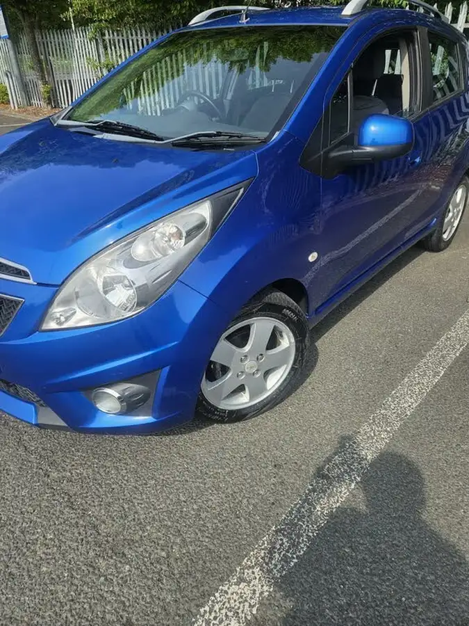 2012-chevrolet-spark-12-ls-big-2