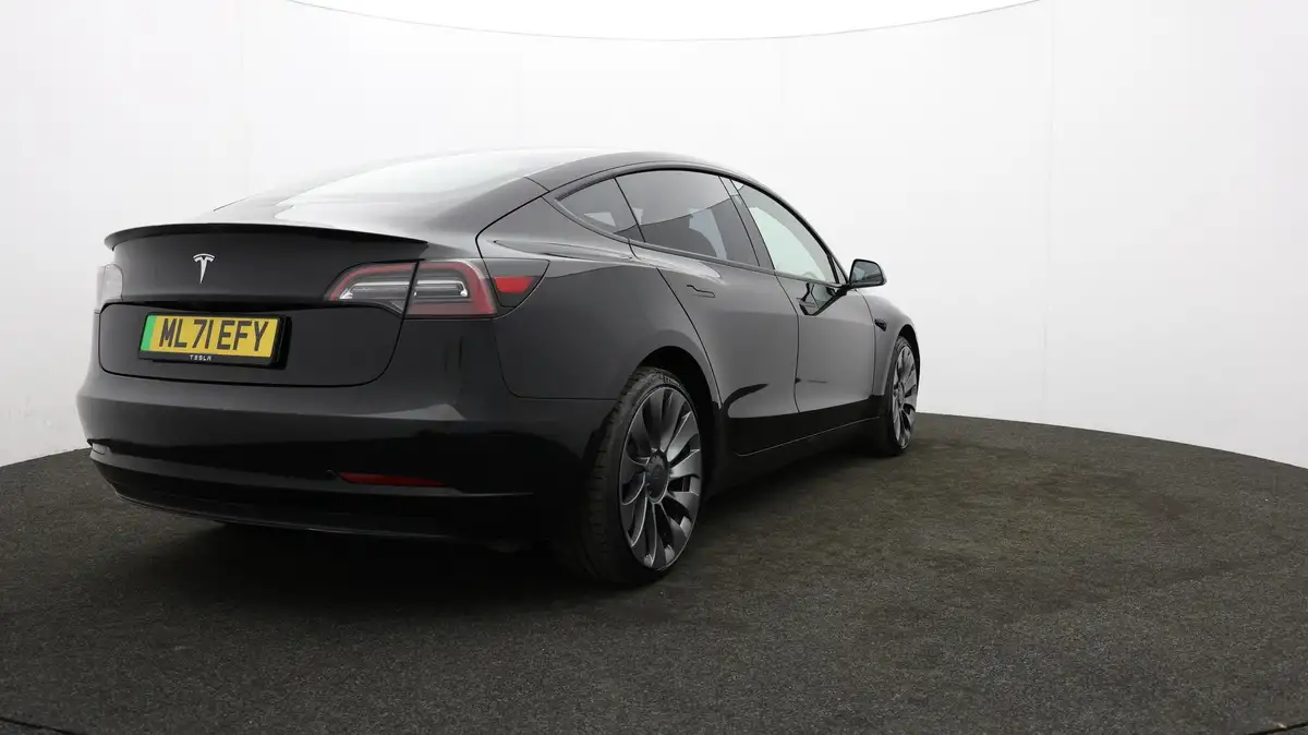 2021-tesla-model-3-e-performance-awd-big-76