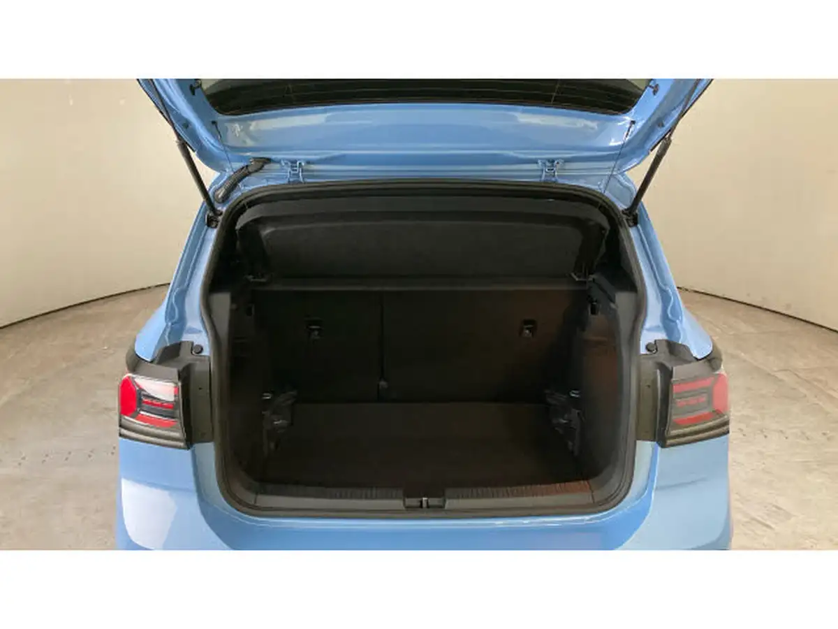 2025-volkswagen-t-cross-10-tsi-r-line-big-19