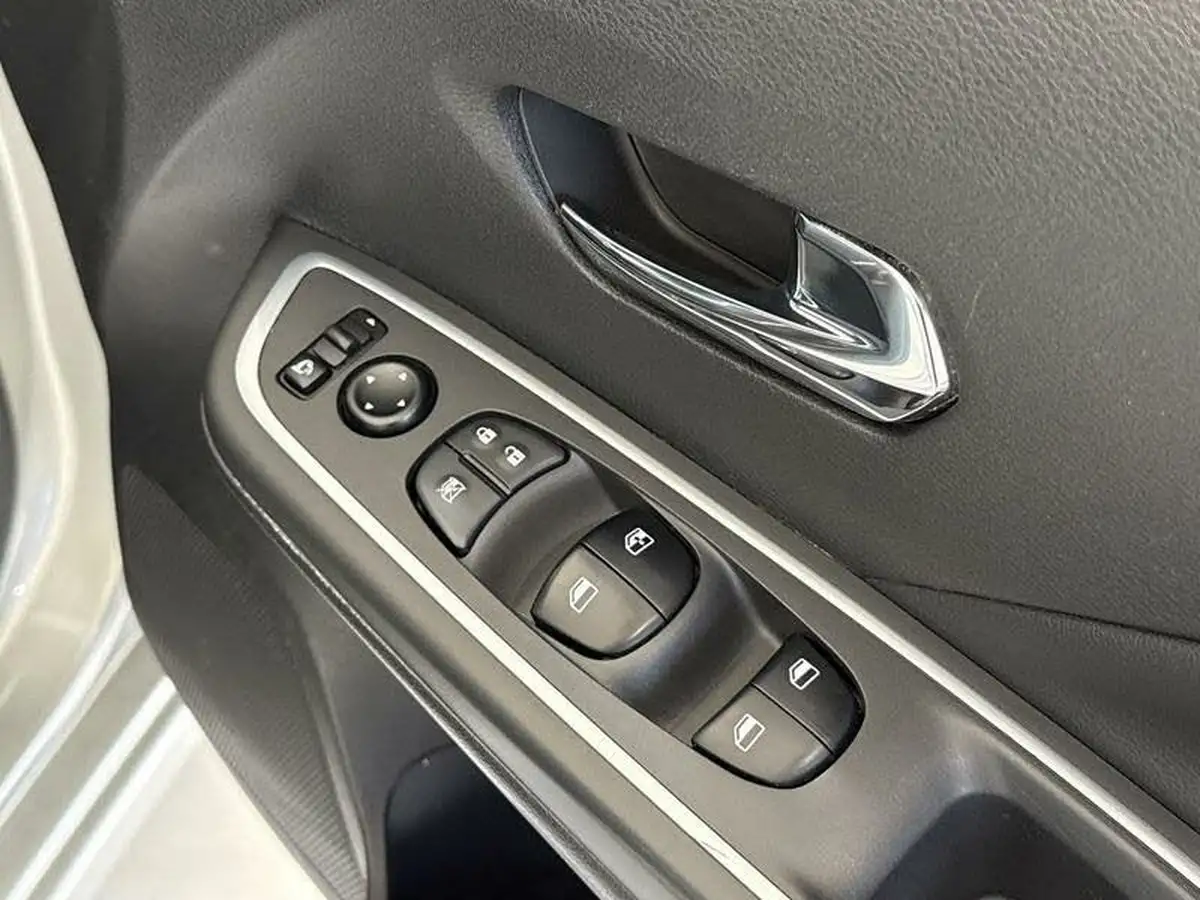 2021-nissan-micra-10-ig-t-n-sport-big-13