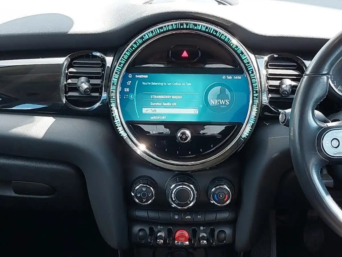 2022-mini-cooper-15-cooper-classic-hatchback-5d-big-6
