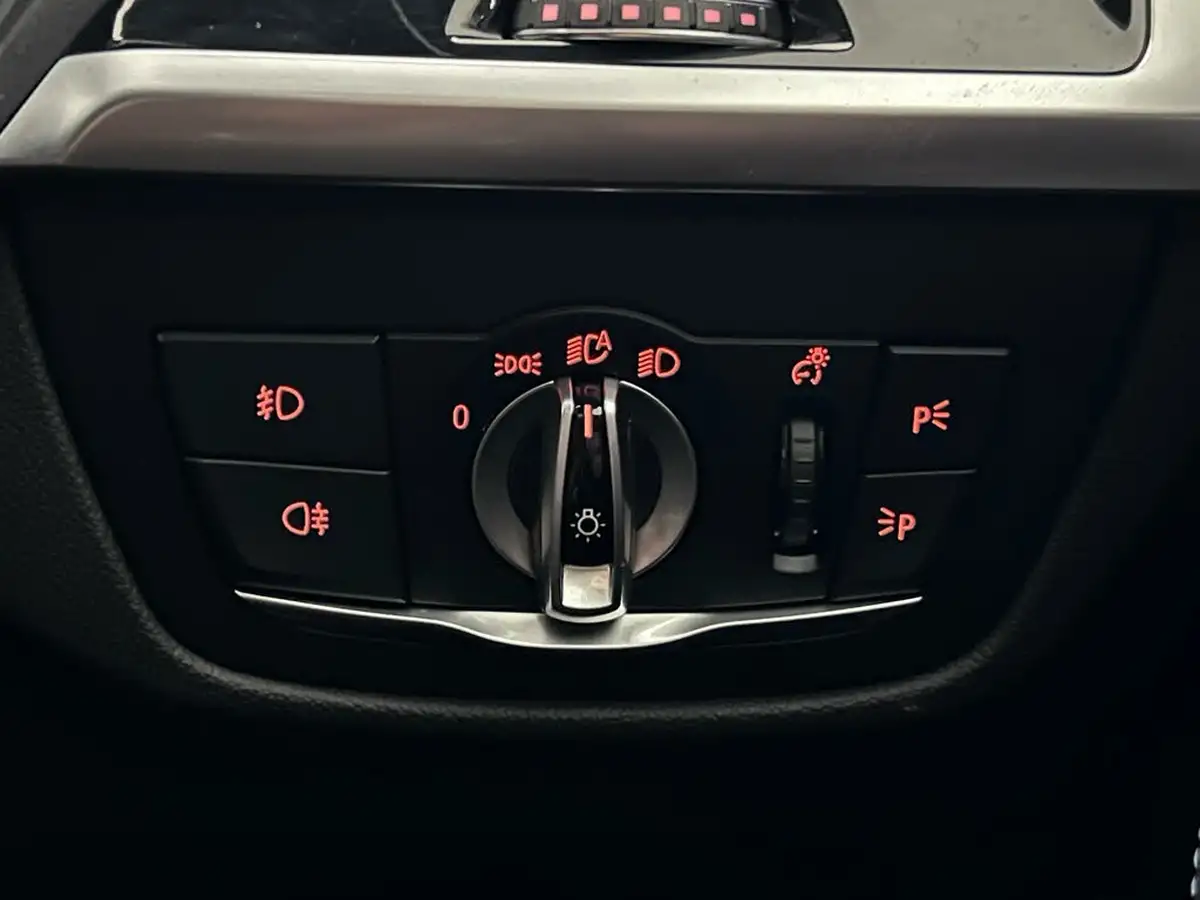 2021-bmw-x3-30-m40i-big-25