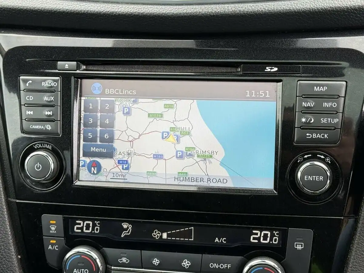 2017-nissan-qashqai-12-dig-t-n-connecta-big-11